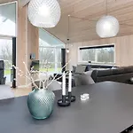 5 Star In Holiday home Hemmet