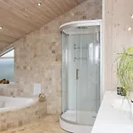 5 Star In Holiday home
