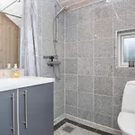 5 Star In Holiday home