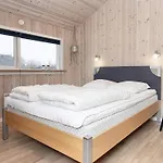 5 Star In Holiday home